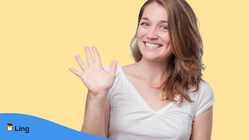 Bosnische Frau Winkt Um Dobar Dan, Hallo Auf Bosnisch Zu Sagen