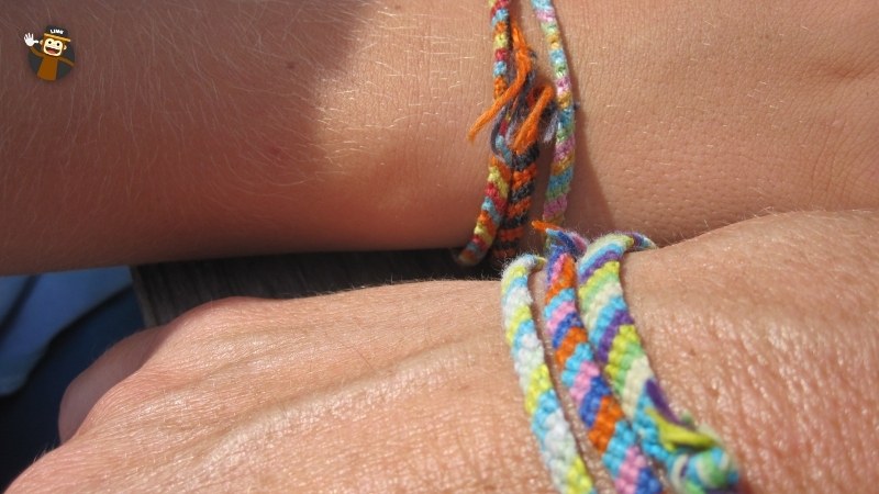 friendship free bracelets