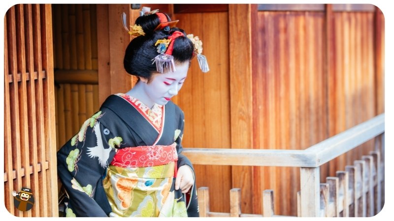 Geisha in Kyoto spoken languages in japan