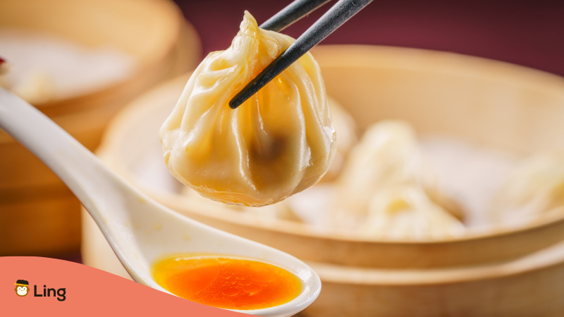 Cantonese Food Soup Dumplings
