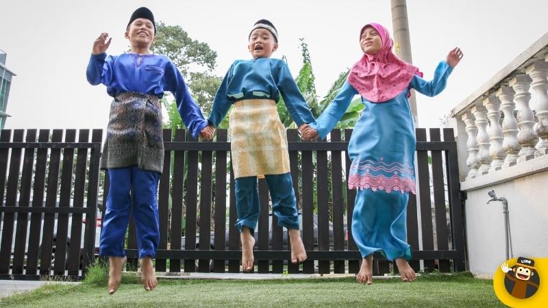 Traditional Malay Clothing for men