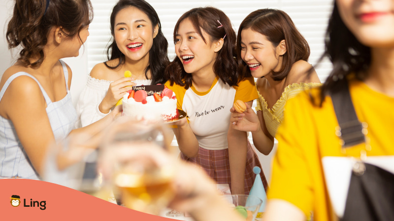 Happy birthday in Tagalog how to celebrate - A photo of girl friends eating desserts
