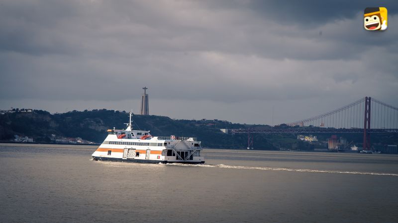ferry crossing Tejo river transportation method portuguese