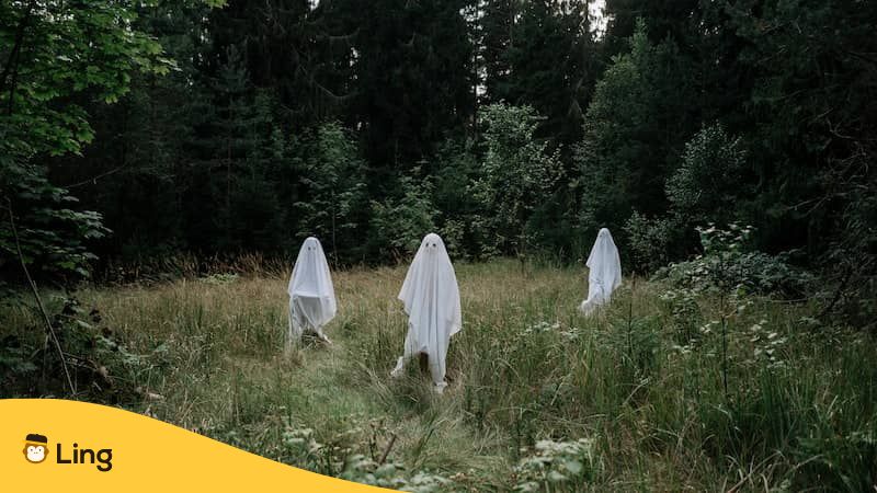 Irish ghost stories-ling app-three-white-ghost-in-the-forest