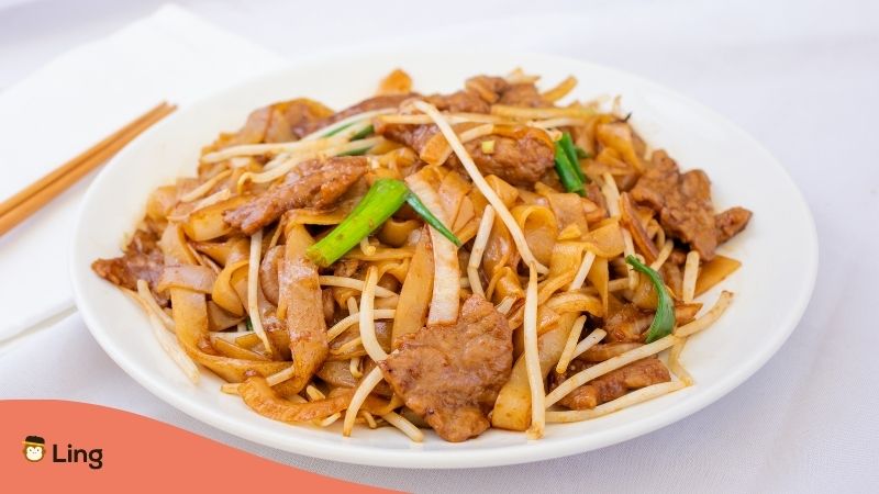 Traditional Cantonese Meals-Ling-Beef Chow Fun