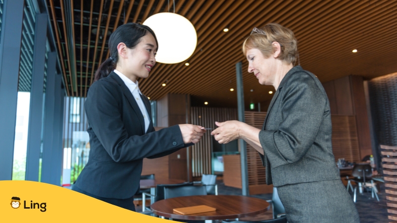 Business Etiquette In Japan-giving name card