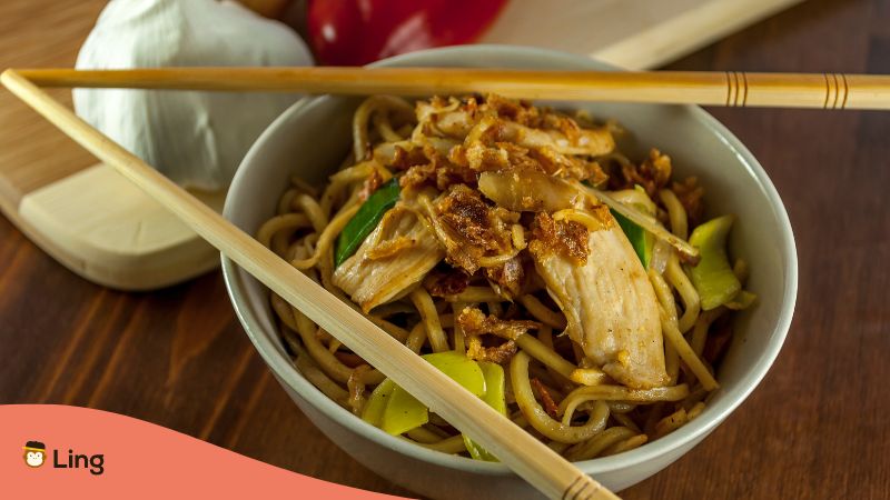 Cantonese Food - Chinese Noodles