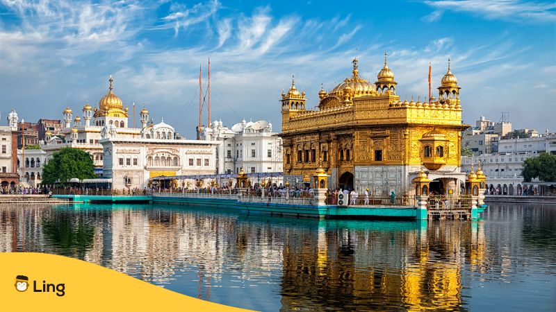 Hello In Punjabi_Ling app_The Golden Temple in Punjab