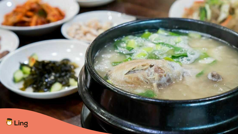 Korean food samgyetang