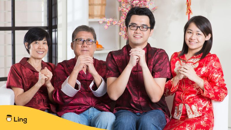 Hello In Chinese - A Chinese family