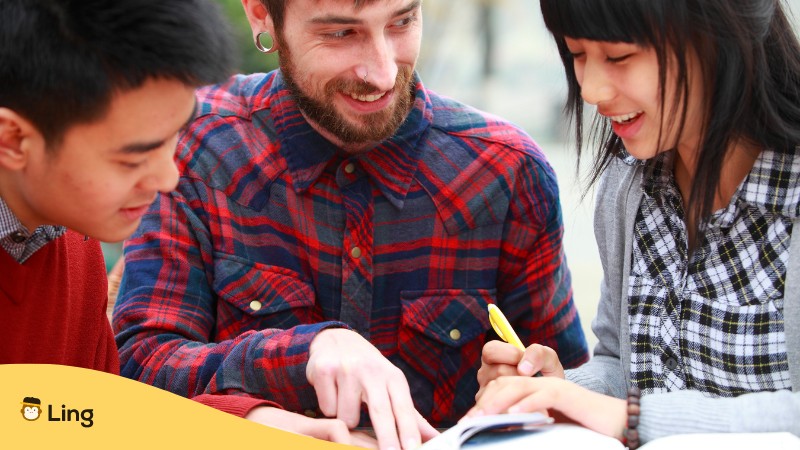 English speaker learning Cantonese.