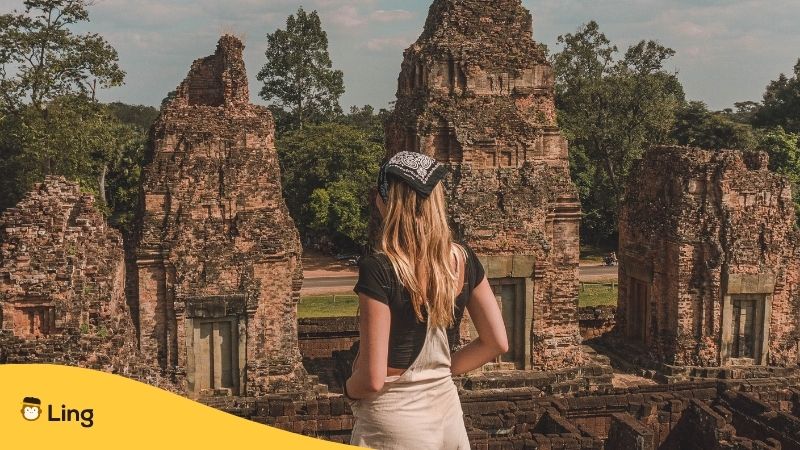 Is-Cambodia-Safe-To-Travel-Alone-Ling-App-foreigner-at-Angkor-Wat
