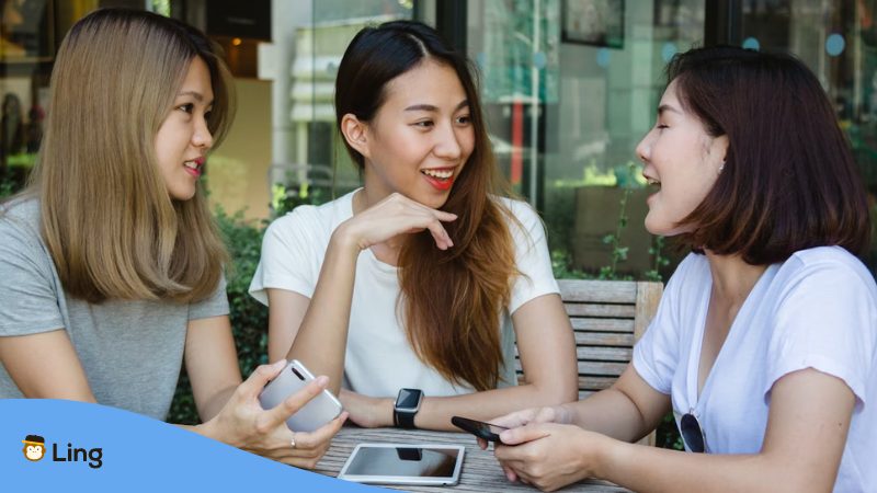 Asians practicing how to speak Cantonese onomatopoeia - ling app