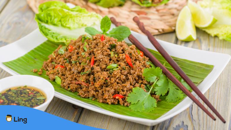 Das berühmteste laotische Gericht ist der Hackfleisch-Salat Laab
