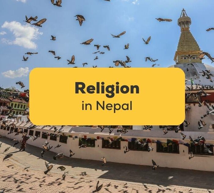 Religion in Nepal Vögel fliegen über nepalesischen Tempel