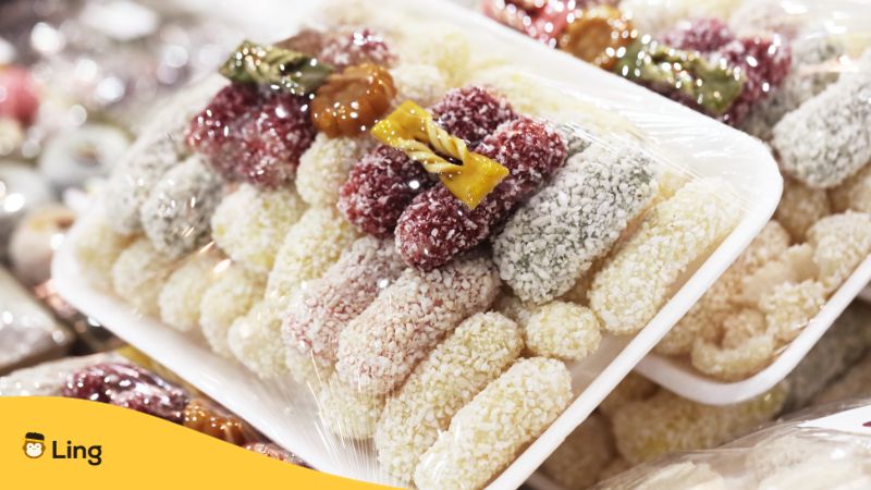 Korean-Gifts-For-Christmas-ling-app-image-of-various-korean-snacks