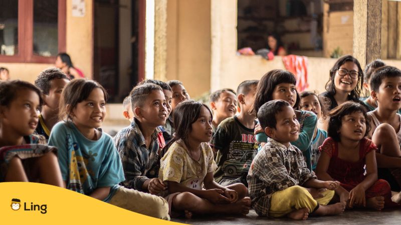 Nepali children at school - vocabulary in nepali