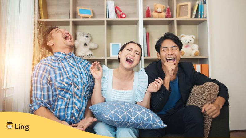 Tagalog jokes - A photo of a family in the Philippines laughing out loud