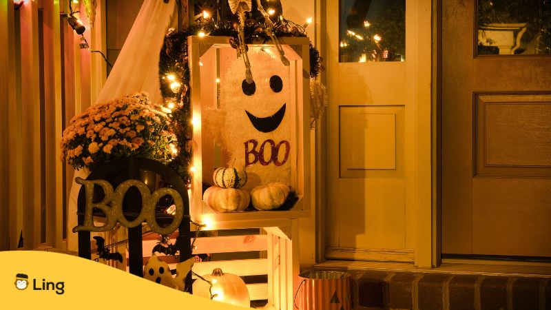 Croatian words for Halloween - A photo of Halloween decorations