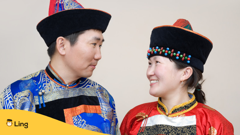 Mongolian key expressions 03 Men and women in traditional Mongolian clothing 몽골어 핵심 표현 03 몽골 전통의상 남녀