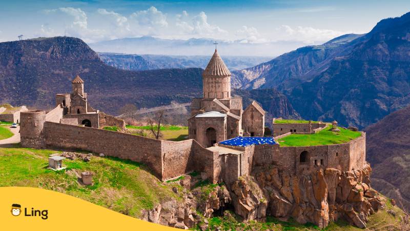 Kloster Tatev in den Bergen von Armenien.