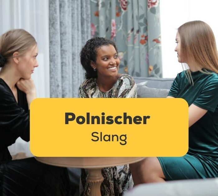 Zwei Polinnen und eine Ling-App-Nutzerin sitzen auf einem Sofa und sprechen polnischer Slang aus der Ling-App.
