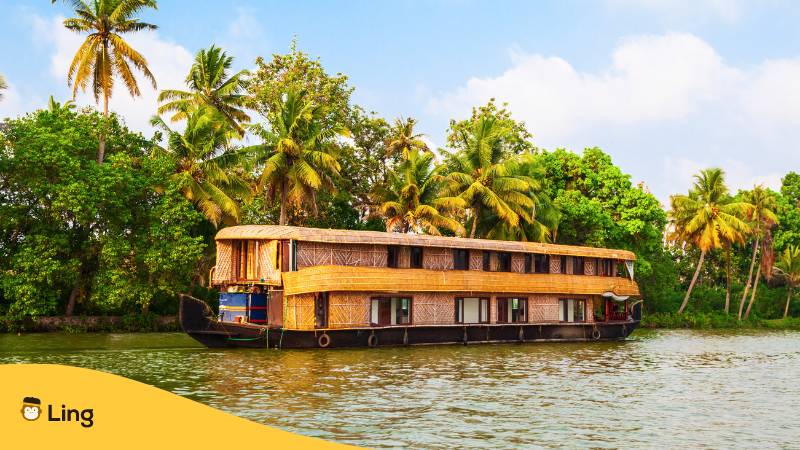 Hausboot in Alleppey, Kerala. Entdecke atemberaubende Orte in Kerala, mit der Ling-App.