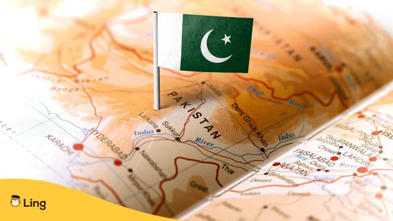 Pakistan auf der Landkarte mit Flagge angeheftet. Erfahre, warum es kein Urdu bei Duolingo gibt. Lerne Urdu mit der Ling-App.