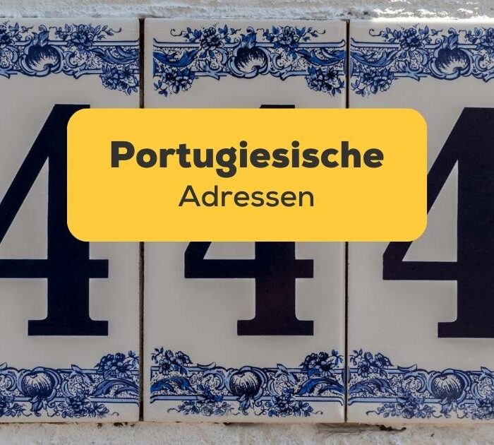 Portugiesische Hausnummer mit 444. Lerne wie man portugiesische Adressen liest. Lerne Portugiesisch mit der Ling-App.