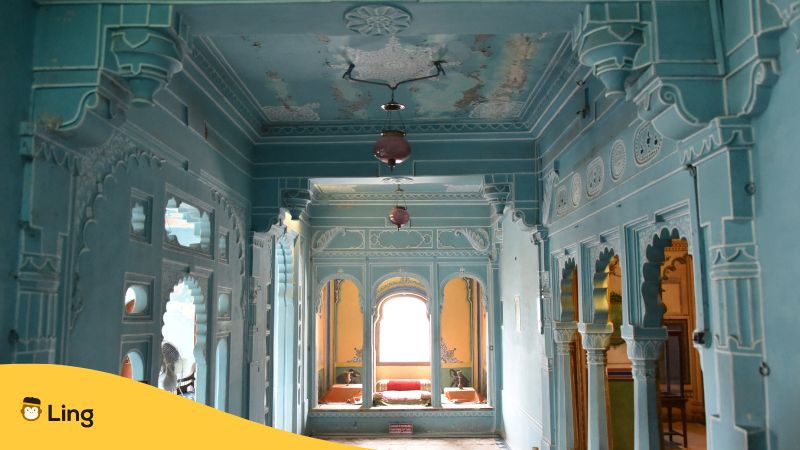a photo of the inside of Rajasthan in Udaipur