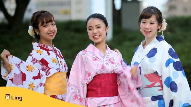 Friends wearing a Japanese Yukata