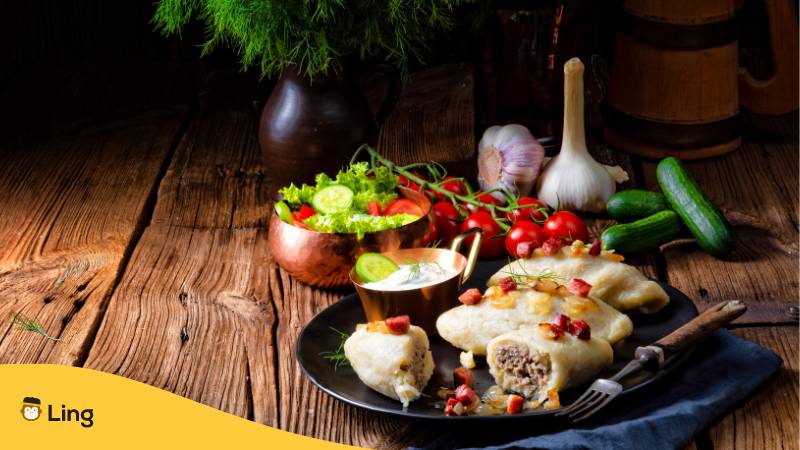 Cepelinai, eine Spezialität der litauischen  Küche. Dein Guide zum Essen bestellen auf Litauisch!