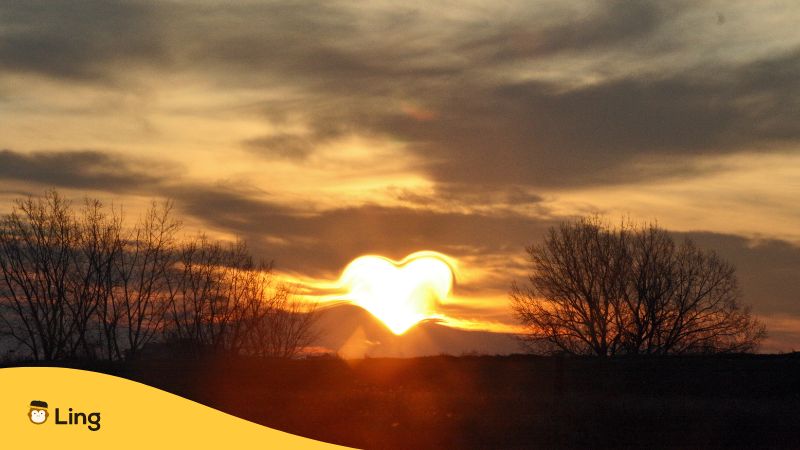 Heart shaped sunset for Slovenian Dating Words