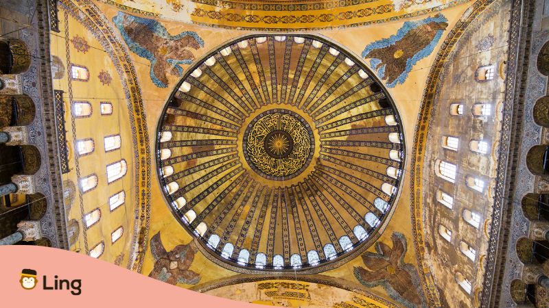 dome of the Hagia Sophia Mosque travel guide by Ling