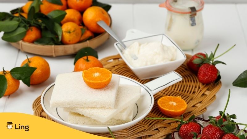 Mikan is one of the Fruits In Japanese that they use for sandwiches