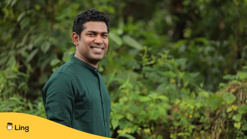 Junger Mann Aus Tamil Nadu Lächelt Freundlich