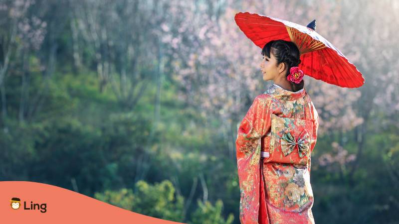 Frau In Traditionellem Kimono