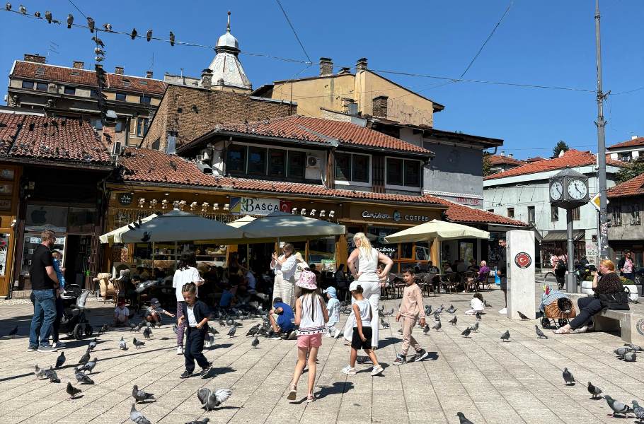 Baščaršija Market In Sarajevo, Bosnia And Herzegovina - Local Interactions