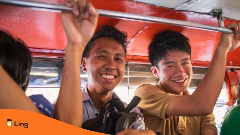 Freunde Fahren Mit Dem Jeepney Auf Den Philippinen