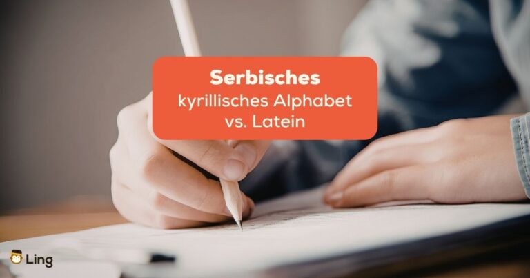 Lernender Übt Das Serbische Alphabet. Serbisches Kyrillisches Alphabet Vs. Latein, Was Macht Den Unterschied? Erfahre Mehr In Diesem Beitrag.