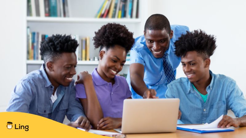 Afrikanische Studenten Besprechen: Welche Afrikanischen Sprachen Werden Am Häufigsten Gesprochen?